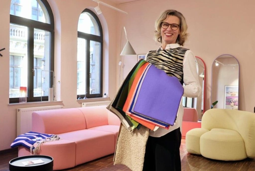 Ausgewählte Möbel und Accessoires und das alles gern auch in bunten Farben bietet Jutta Neubecker in der Wohnerei an.