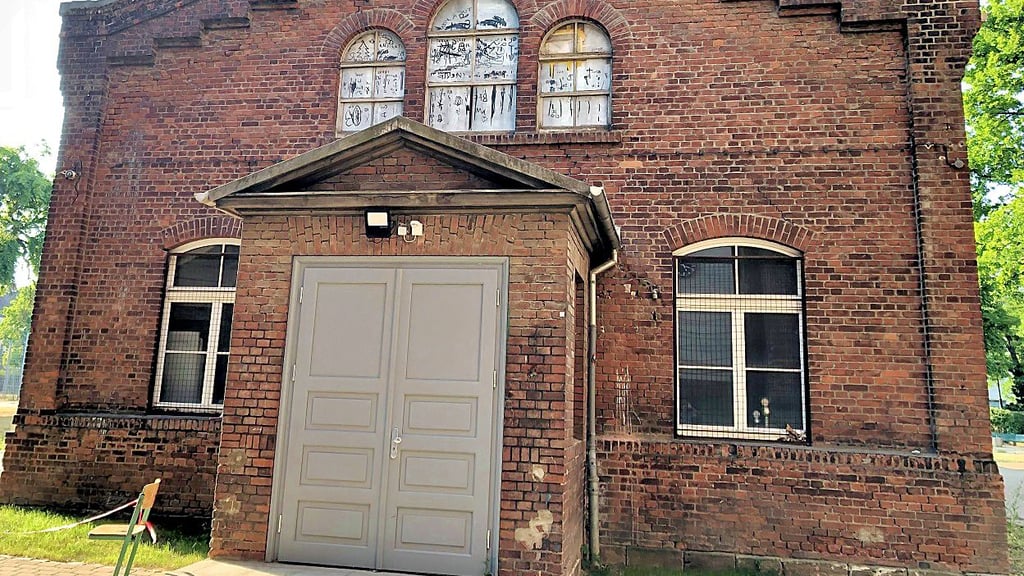 Die Turnhalle der Weißenfelser Neustadtschule wird nur noch als Lager genutzt.