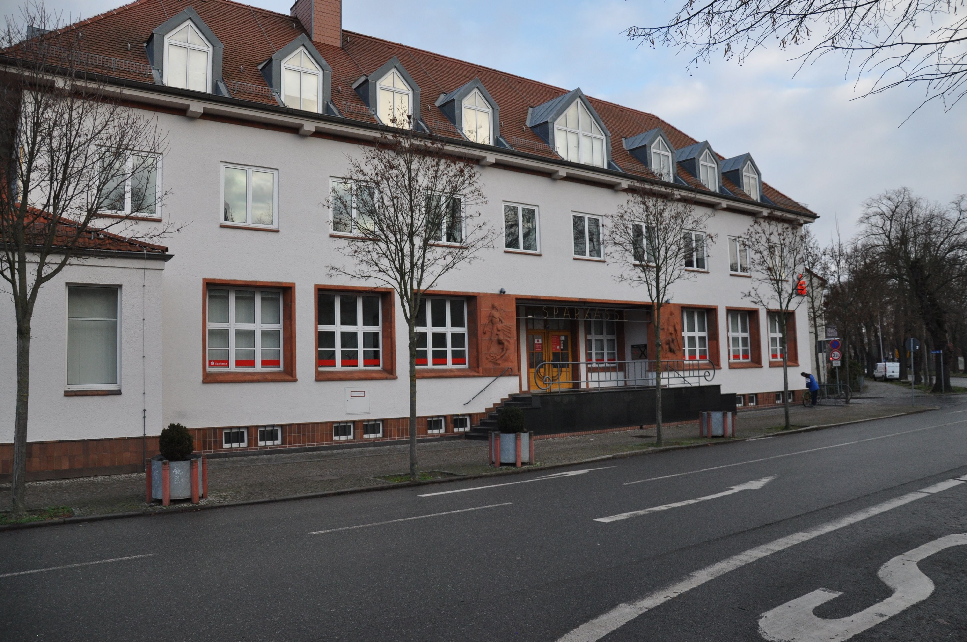 Umbaupläne in der Brandenburger Straße: Sparkasse plant Modernisierung und neue Wohnungen in Genthin