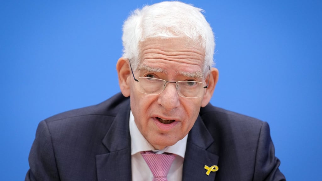 Zentralratspräsident Josef Schuster wirft Siegmund „Schamlosigkeit“ vor. (Archivbild)