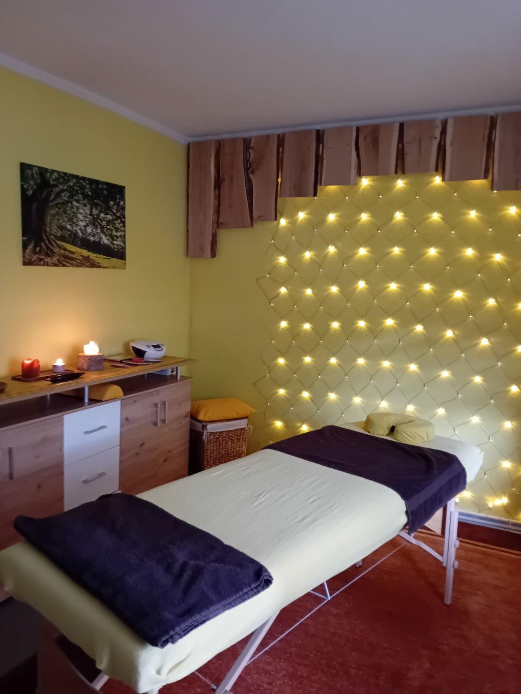 Entspannung im Wellnessbereich: Fanny Bock bietet seit Eröffnung ihrer Praxisräume verschiedene Massagen als Privatleistungen an.