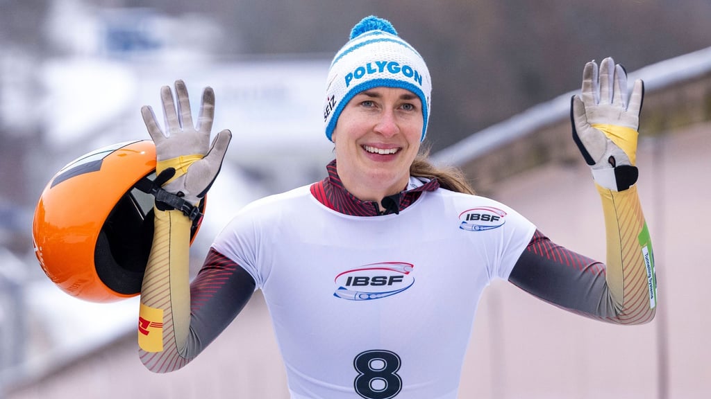 Jacqueline Pfeifer gewinnt wieder einen Skeleton-Weltcup. Auf der neuen Olympia-Bahn in Cortina überrascht sie alle. (Archivbild)