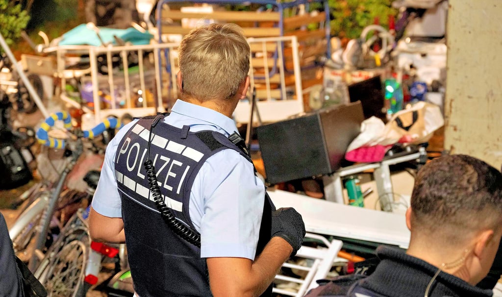 In Kunrau  nehmen Kriminelle die  Sperrmüll-Termine zum Anlass, um die Grundstücke zu betreten und dort Diebstähle zu begehen, berichtete ein Einwohner. In diesen Fällen kann Anzeige bei der Polizei erstattet werden. 