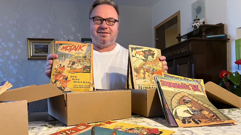 Maik Reichel hat über Jahres hinweg Mosaikhefte gesammelt und nun alle Exemplare komplett zusammen. 