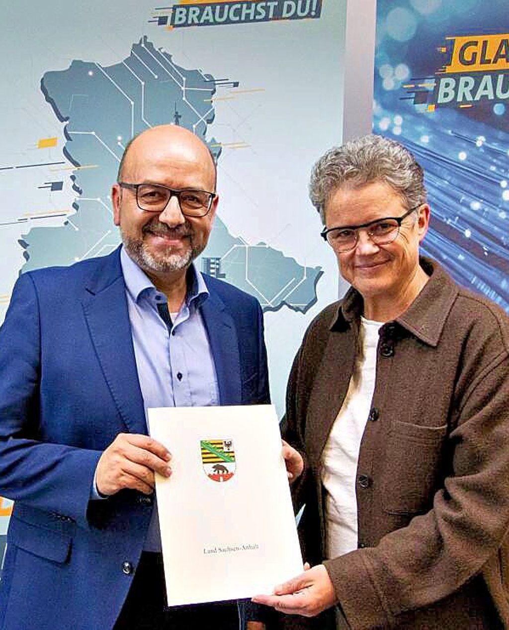 Bürgermeister Andy Haugk, Ministerin  Lydia Hüskens.