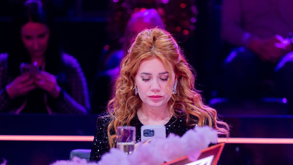 Palina Rojinski berichtet auf Instagram über blaue Flecken, die ihr Partner ihr zugefügt habe. (Archivbild)