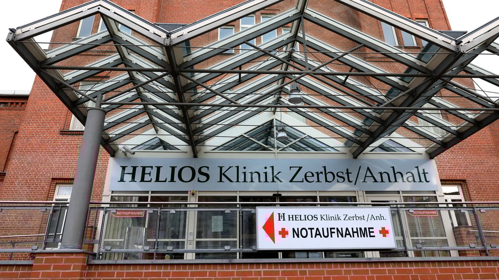 Die Zukunft des Zerbster Krankenhauses beschäftigt Bürger wie Politiker.