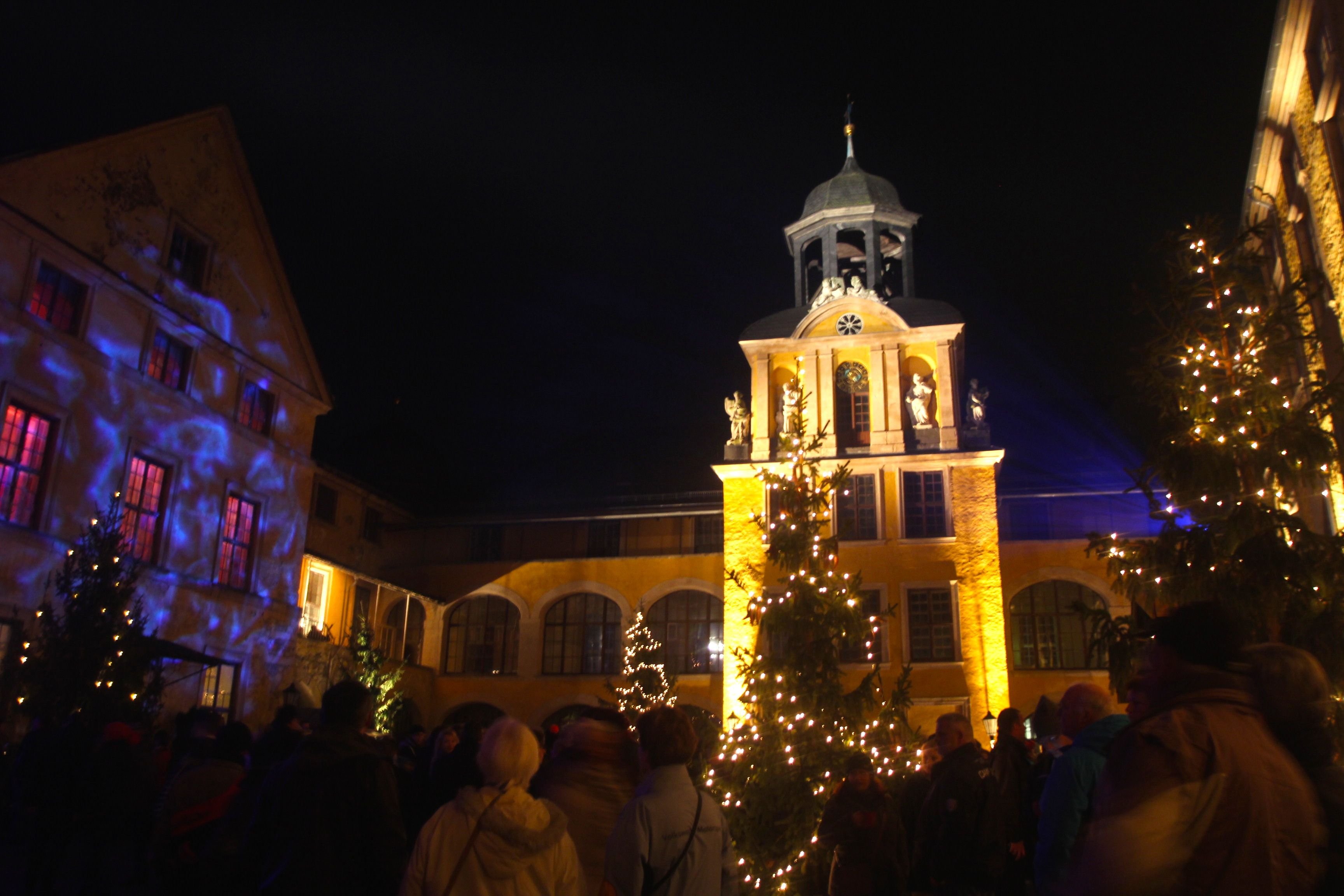 Weihnachtsmärkte im Harz: Mit Volldampf zur Blankenburger Schlossweihnacht und den Weihnachtsmärkten in Halberstadt