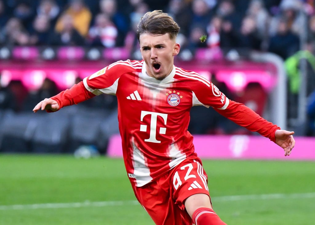 Der Jüngste geht voran: Lennart Karl jubelt nach seinem Tor zum 1:2.