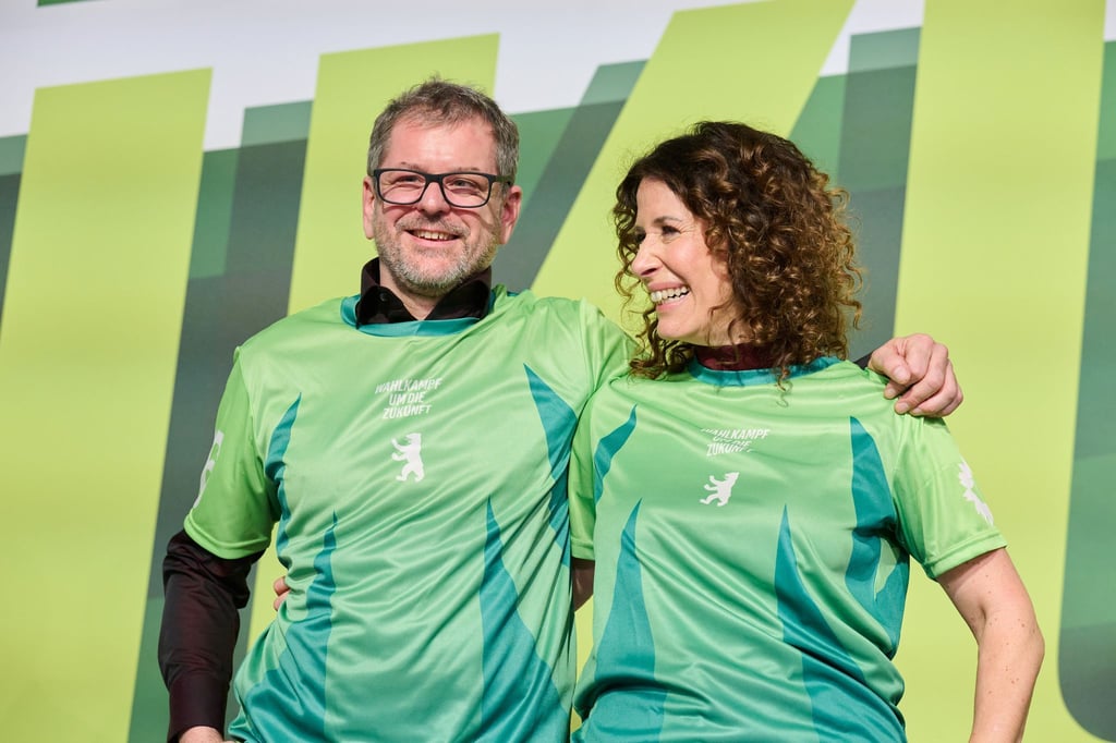 Werner Graf und Bettina Jarasch treten für die Grünen als Spitzenteam bei der Berlin-Wahl 2026 an.