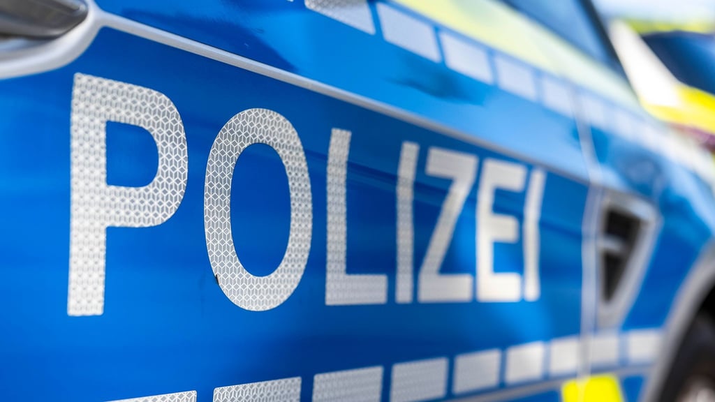 Die Polizei in Halle sucht derzeit  nach einer vermissten Jugendlichen.