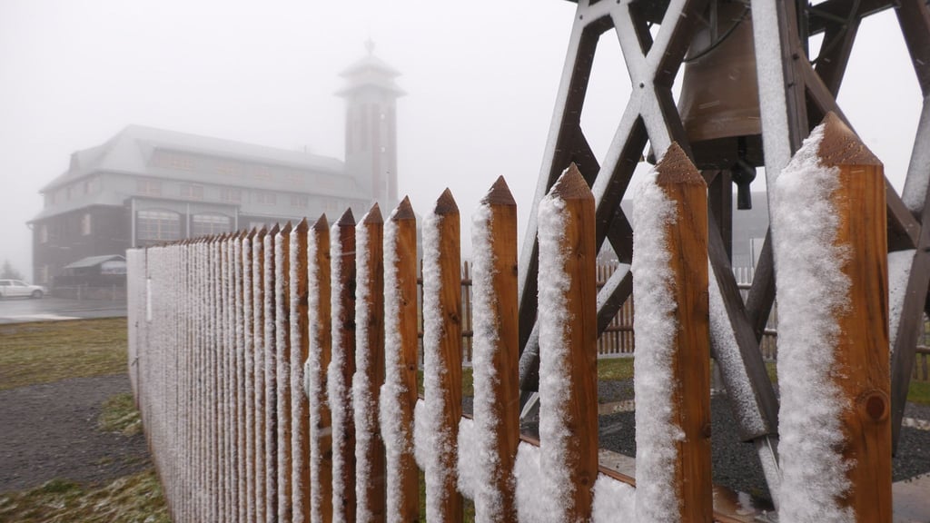 In Sachsen hat sich am Wochenende der Winter schon mal angemeldet. (Archivbild)