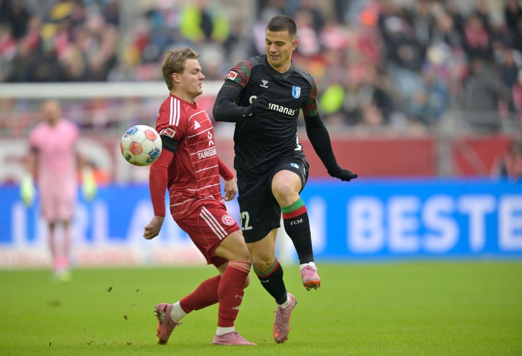 Die Fans stellten die Unterstützung zunächst ein.