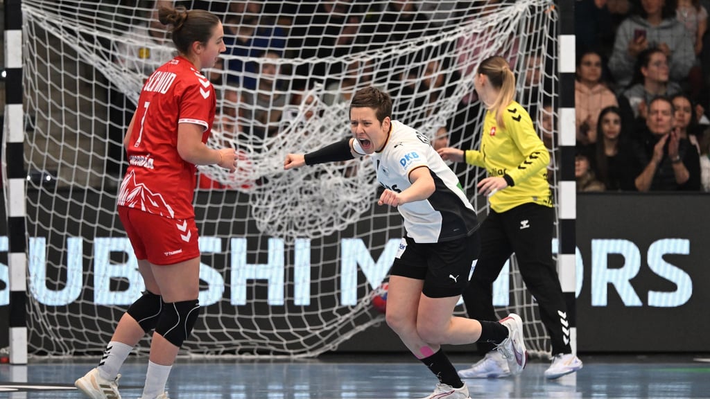 Die deutschen Handballerinnen haben den letzten WM-Test siegreich gestaltet.