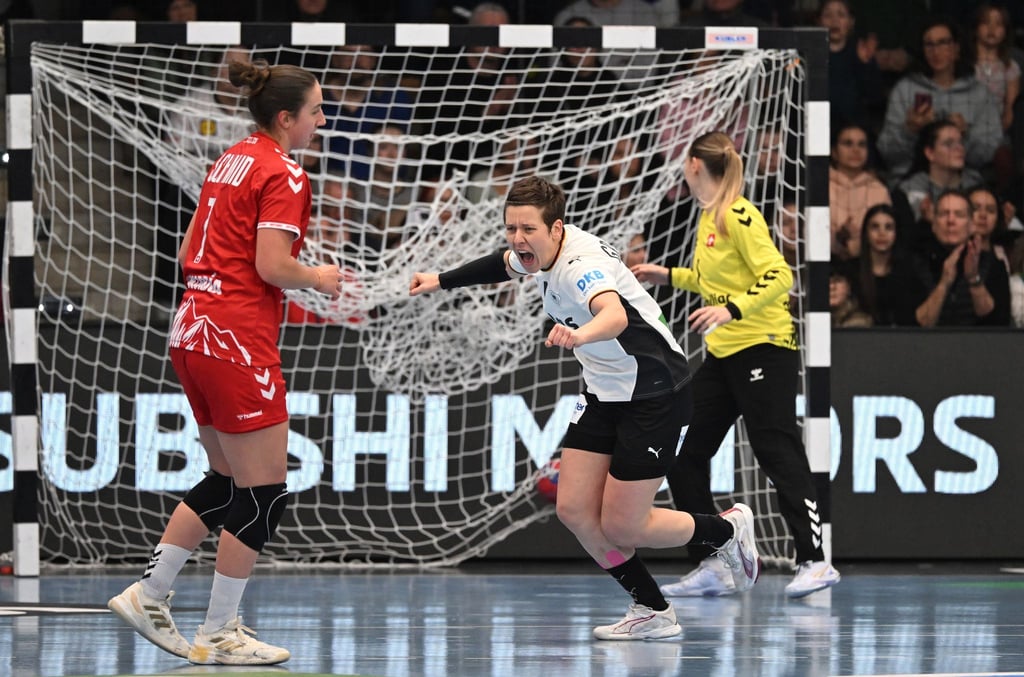 Die deutschen Handballerinnen haben den letzten WM-Test siegreich gestaltet.