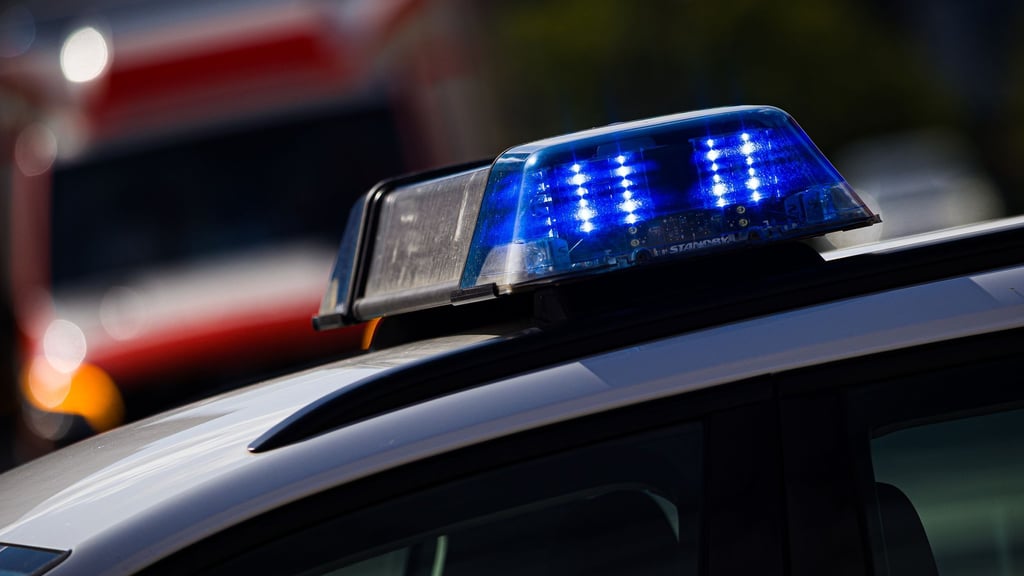 Ein 30-Jähriger ist am Samstag in Wittenberg bei einem Angriff schwer verletzt worden. 