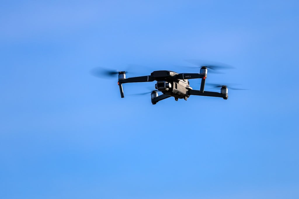 Immer wieder kam es in jüngster Zeit zu Zwischenfällen mit Drohnen. (Symbolbild)