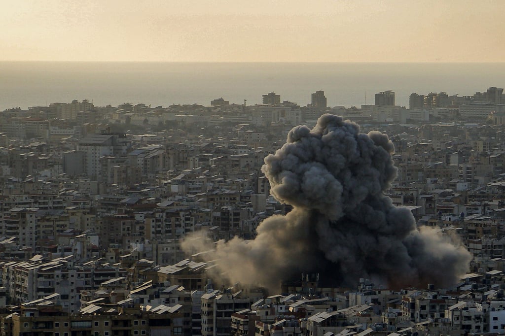 Dichter Rauch steigt aus Vorort von Beirut auf. (Archivbild)