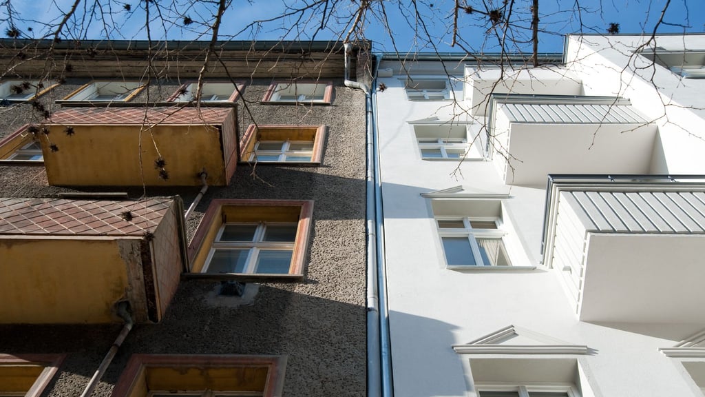 Aus Alt mach Neu: Hat der Vermieter umfassende Modernisierungsmaßnahmen umgesetzt, kann er die Miete seiner Mieter erhöhen.