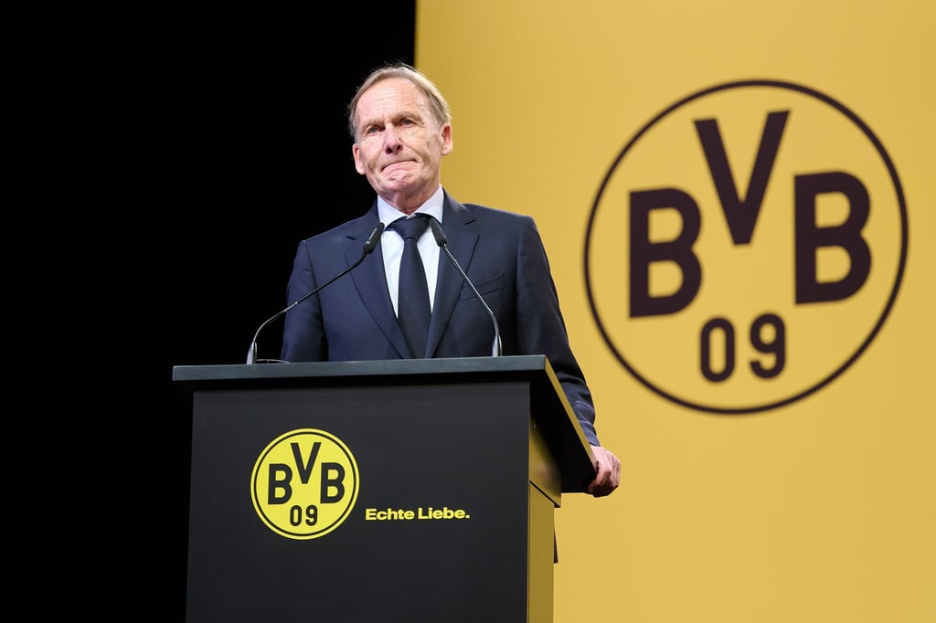Hans-Joachim Watzke hat sich emotional zu den Missbrauchsvorwürfen gegen einen langjährigen Mitarbeiter in den 1990er Jahren geäußert