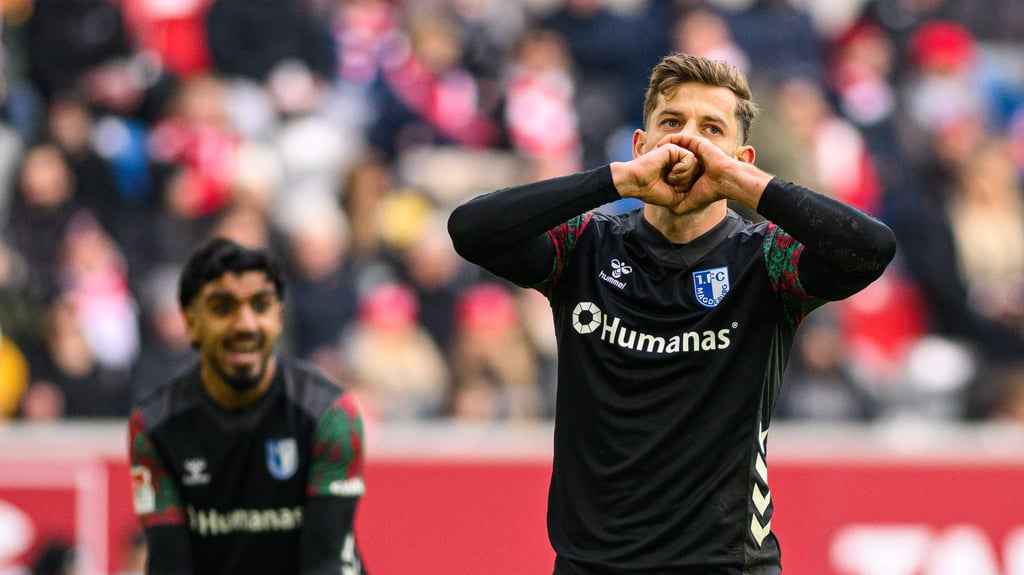 Wieder einmal fassungslos: Alexander Nollenberger (rechts) und der 1. FC Magdeburg.