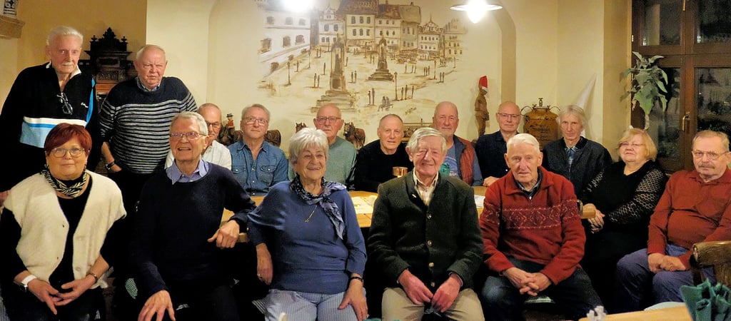 Die ehemaligen Mitarbeiter des Gummiwerkes Piesteritz treffen sich jährlich, diesmal im Brauhaus Wittenberg.