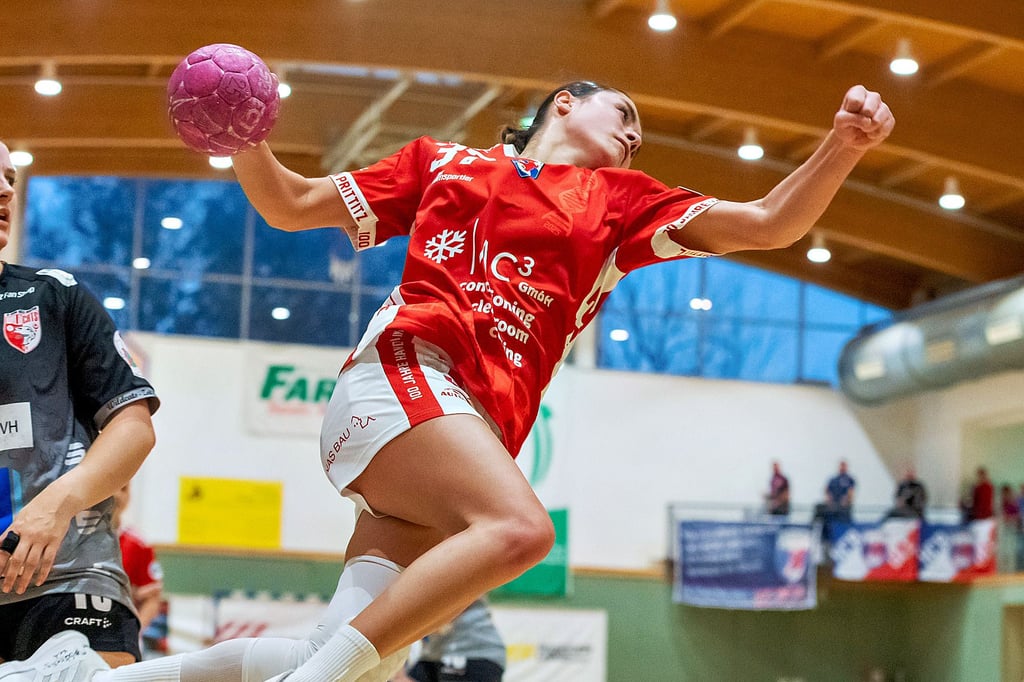  Olivia Herrmann steuerte in Plotha fünf Treffer zum Heimsieg der HCB-Frauen gegen den bisherigen Spitzenreiter aus Markranstädt bei. 
