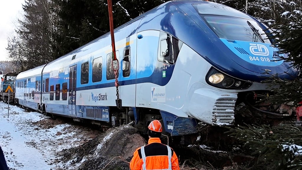 Ein Zugunfall im Bahnhof von Johanngeorgenstadt ging glimpflich aus.