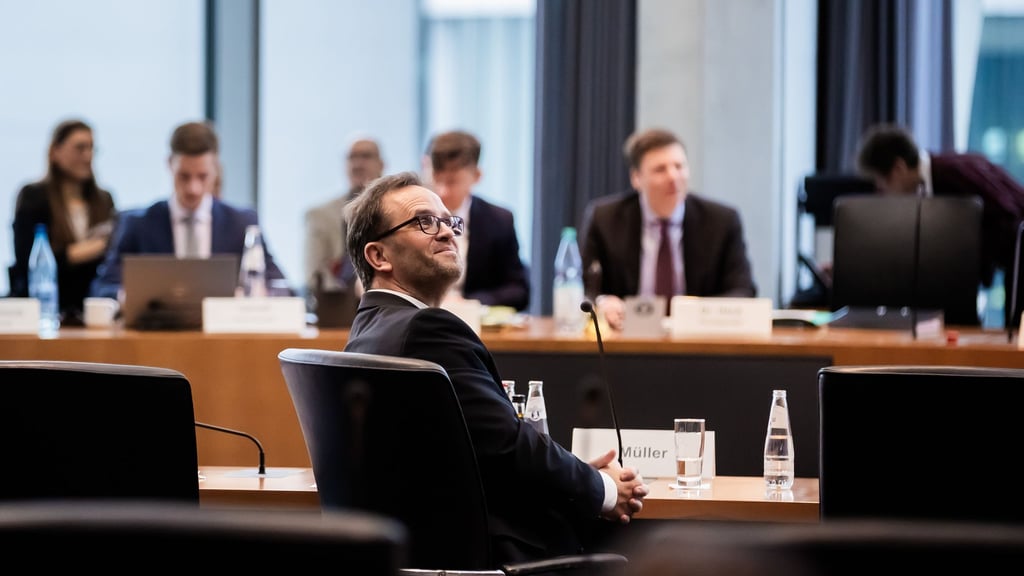 Netzagentur droht Post mit Strafen (Archivbild).