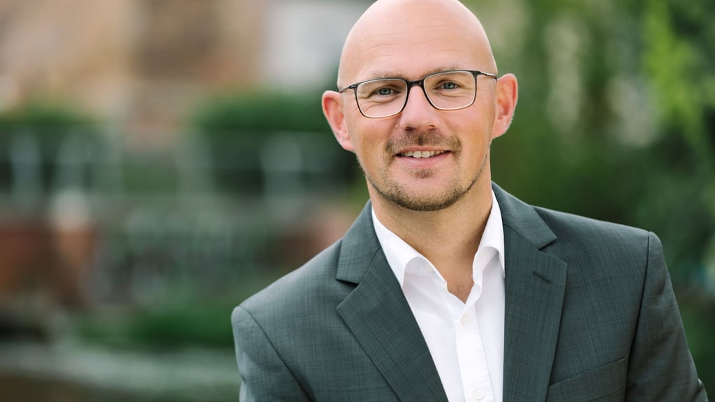 Der SPD-Politiker Daniel Keip wird neuer OB in Brandenburg an der Havel und löst CDU-Mann Steffen Scheller an der Rathausspitze ab. (Archivbild)