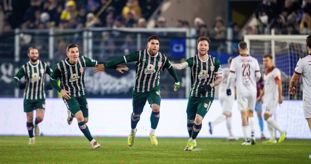 Malek Fakhro (M.) sprintete