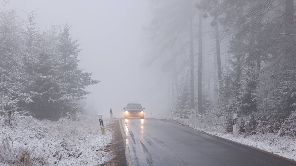 Der Winter hat Sachsen-Anhalt erreicht: Im Harz gibt es Schnee. 