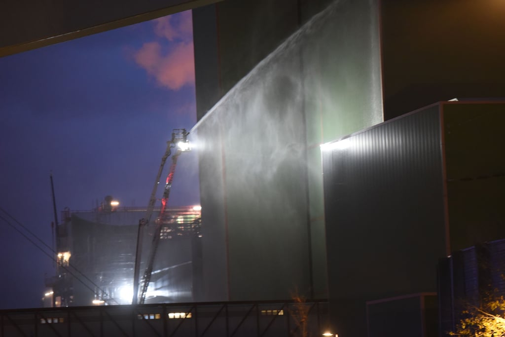 Im Kraftwerk Schkopau brannte es seit Donnerstag.