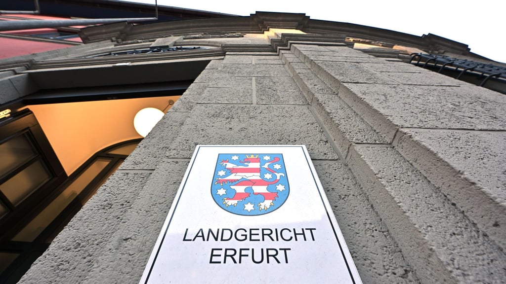 Am Landgericht Erfurt beginnt im Dezember wieder ein Prozess gegen einen Mann, der als Lehrer sexualisierte Gewalt ausgeübt haben soll. (Symbolbild)