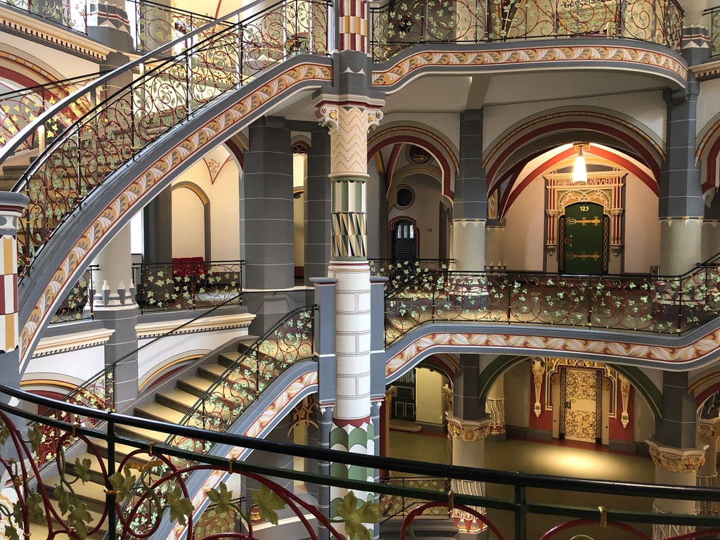 Im Landgericht Halle läuft derzeit der Prozess gegen zwei Männer wegen Wohnungseinbruchsdiebstahls in Leuna.