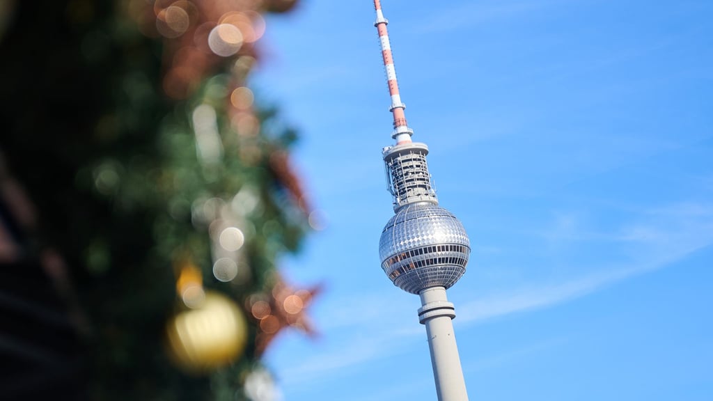 In der Hauptstadt öffnen an vielen Orten die Weihnachtsmärkte.