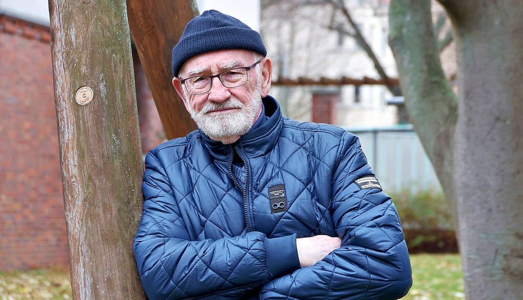 Zuerst spürte Michael Schneider nur leichte Schmerzen in der Schulter, aber das war schon der Krebs. Er hat seine Erkrankung angenommen, sagt er. 