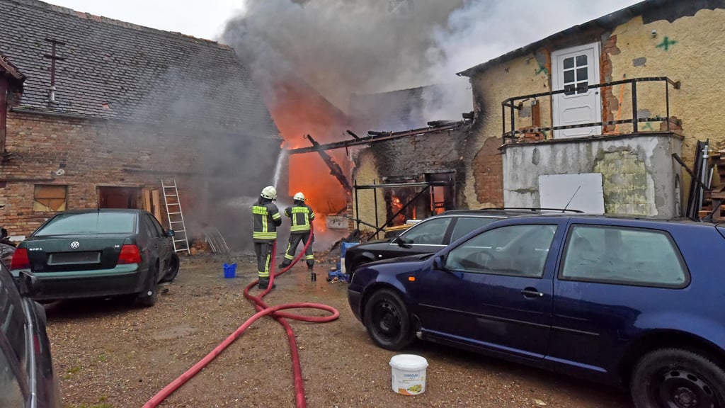 Im Herbst 2023 sind Teile der Werkstatt in Winningen, die jetzt beräumt werden soll, abgebrannt.