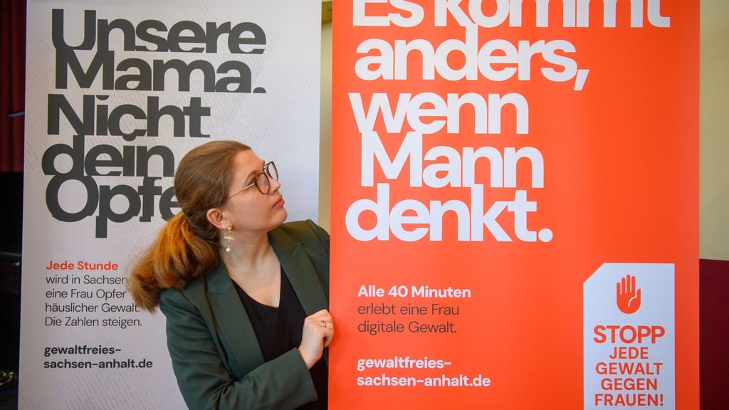 Sarah Schulze, Landesbeauftragte für Frauen- und Gleichstellungspolitik des Landes Sachsen-Anhalt, stellte die Kampagne vor.