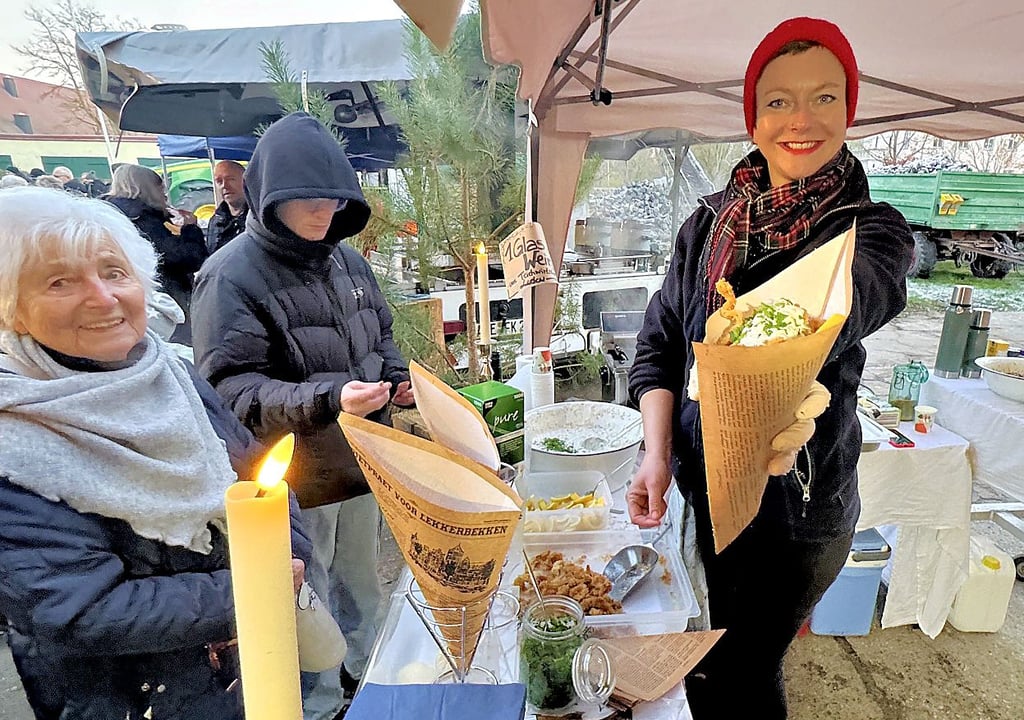 Frittierte Karpfennuggets hatte Dorothea Lübbe von den Lochower Fischteichen im Angebot.
