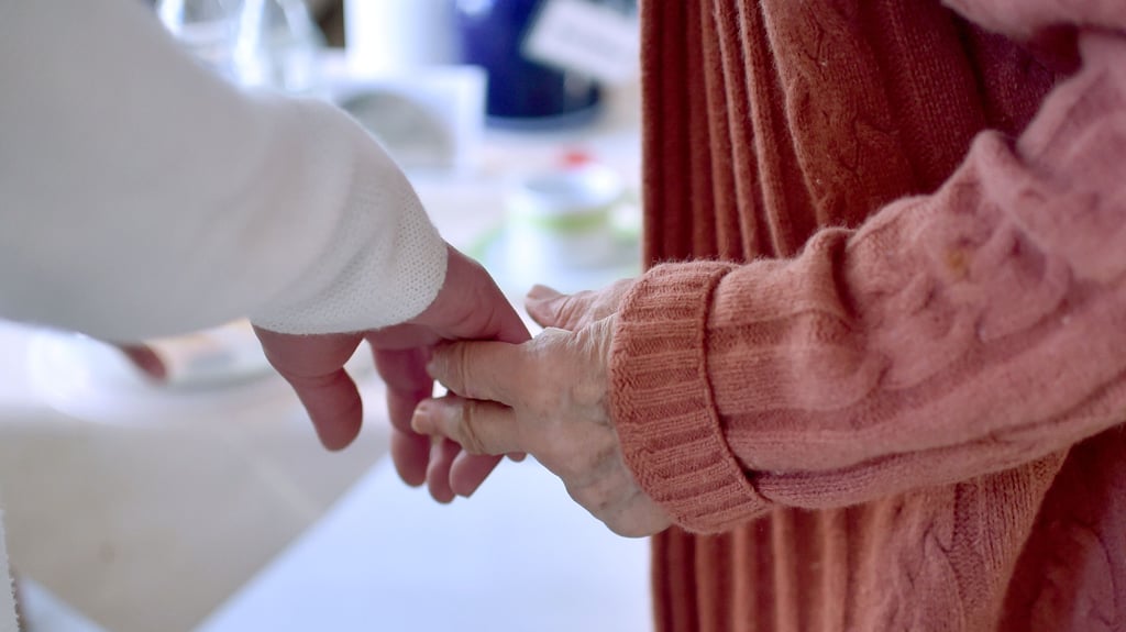 Die Bundesregierung hat sich gegen eine Abschaffung des Pflegegrades 1 entschieden.