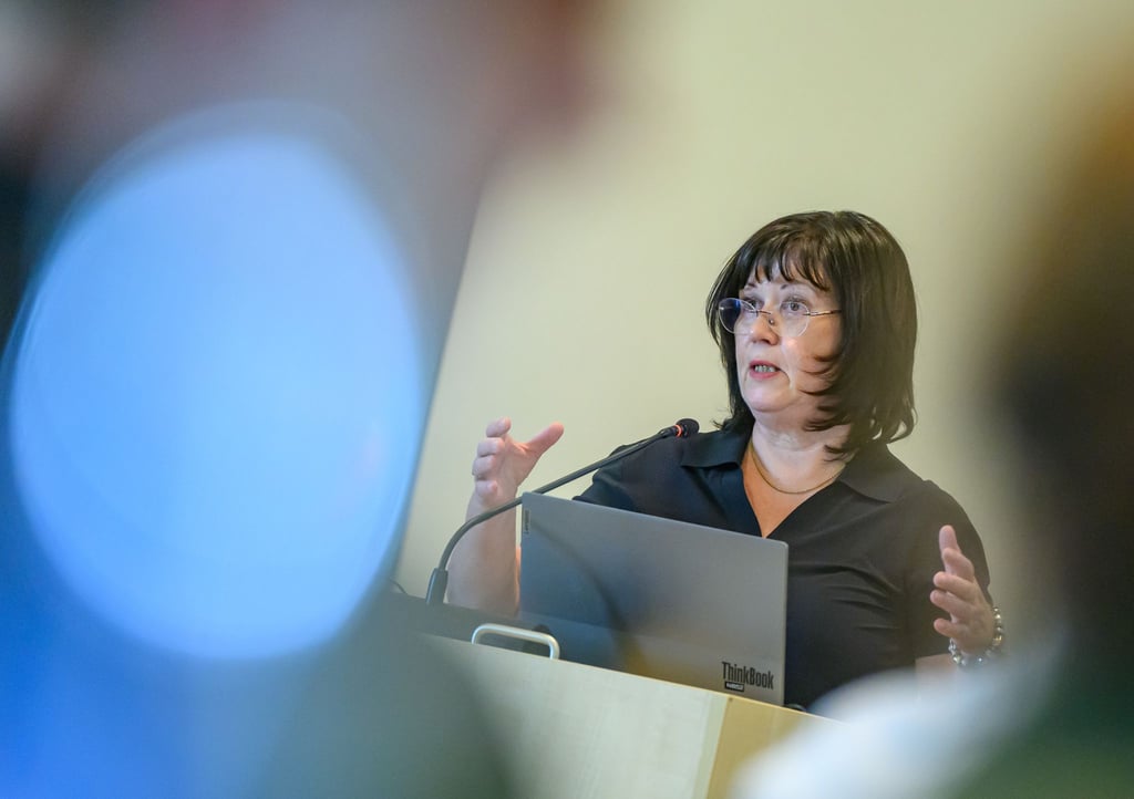 Vor rund vier Monaten schrieb Sprembergs Bürgermeisterin Christine Herntier einen Brandbrief gegen Rechts. (Archivbild)