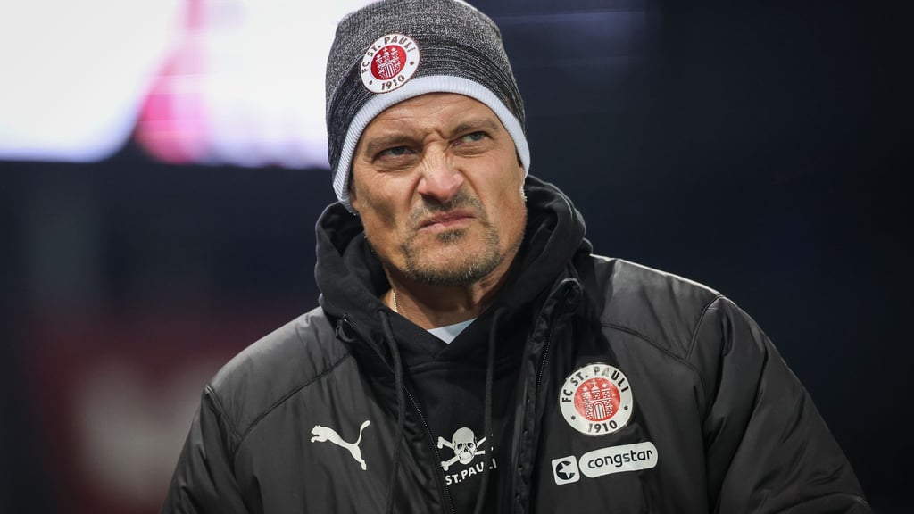 St.-Pauli-Trainer Alexander Blessin.