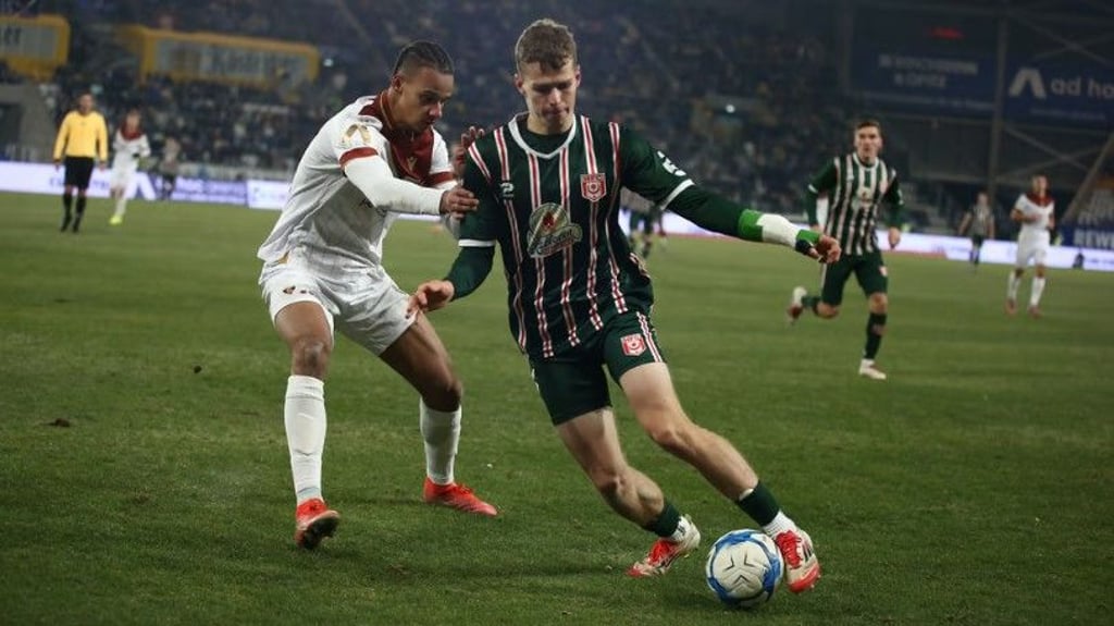 Felix Langhammer (r.) zeigte in Jena einen starken Auftritt.