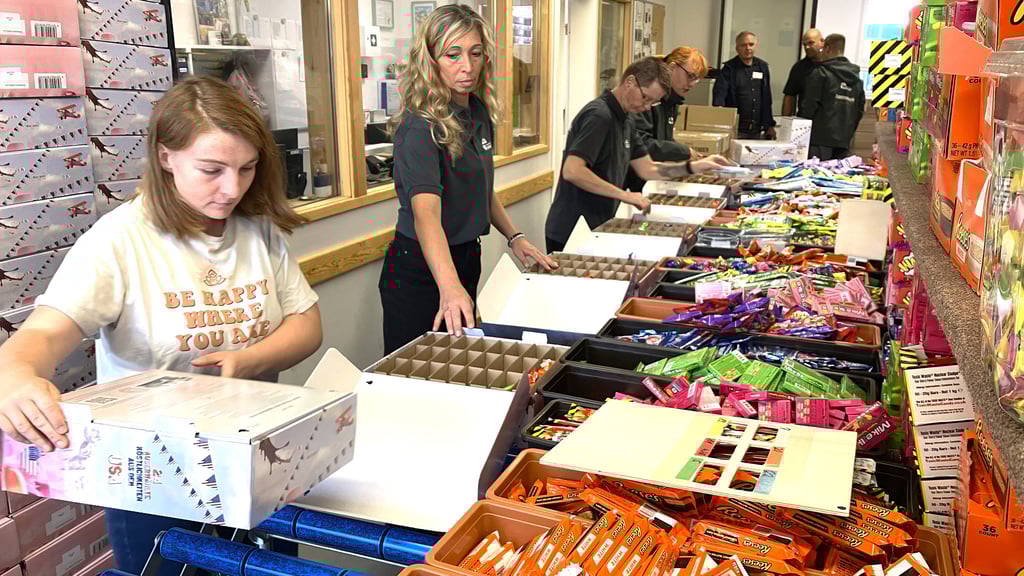 Bei „Teamwork“, den Werkstätten für behinderte Menschen (WfbM) der Evangelischen Stiftung Neinstedt, wurden im Herbst Adventskalender produziert.