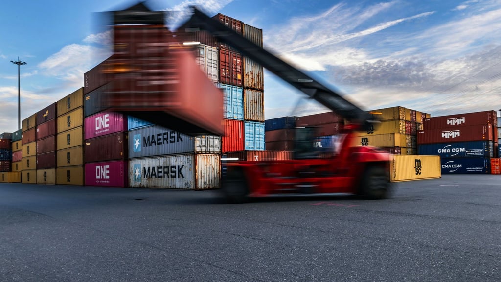 Europas größte Volkswirtschaft wird nach Einschätzung von Volkswirten im laufenden Jahr allenfalls minimal wachsen. (Symbolbild)