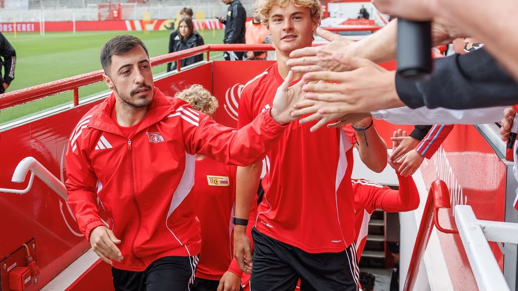 Josip Juranovic (l.) fehlte zuletzt im Kader. (Archivbild)