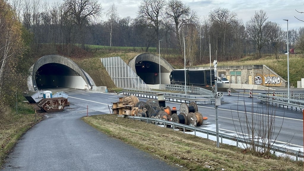 Die Sanierung des A4-Tunnels Königshainer Berge bei Görlitz steht vor dem Abschluss.