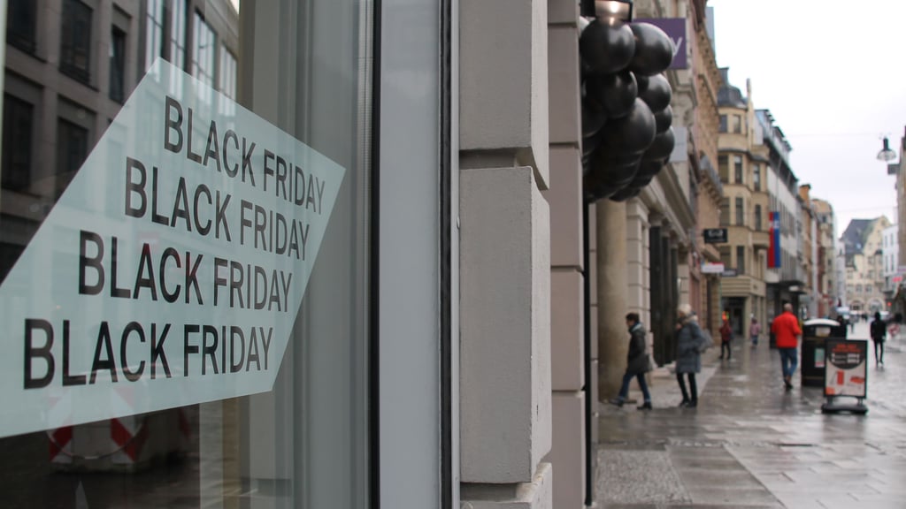 Black Friday in Halle: Auch viele Innenstadthändler beteiligen sich an Rabattaktionen.