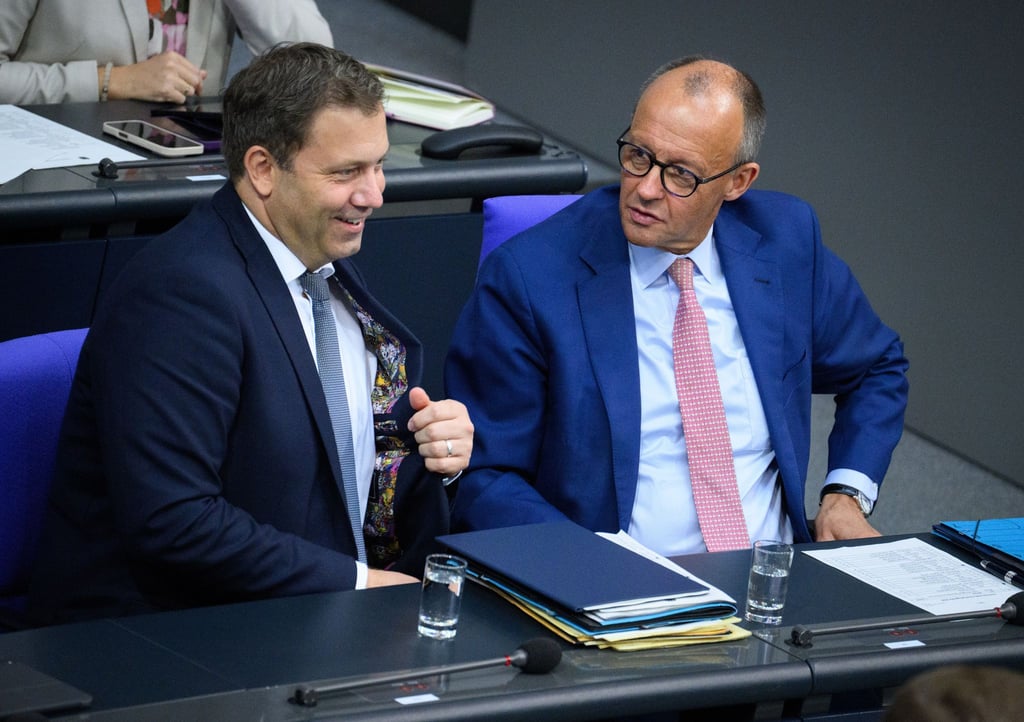 Am Dienstag Klingbeil, am Mittwoch Merz: Vizekanzler und Kanzler reden in der Haushaltswoche im Bundestag.